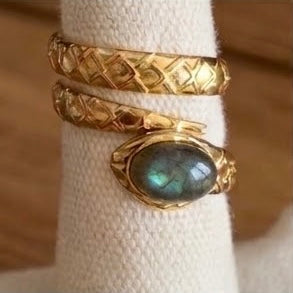 Anillos mineral